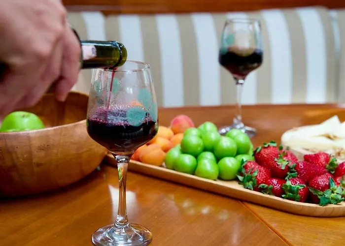 Sailboat In 博德鲁姆